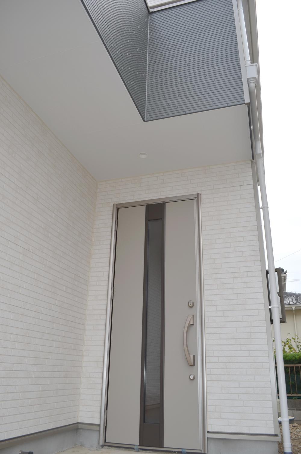 Entrance. Building 2