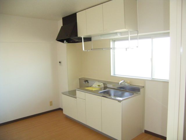 Kitchen. And kitchen replacement, It is a new article. 