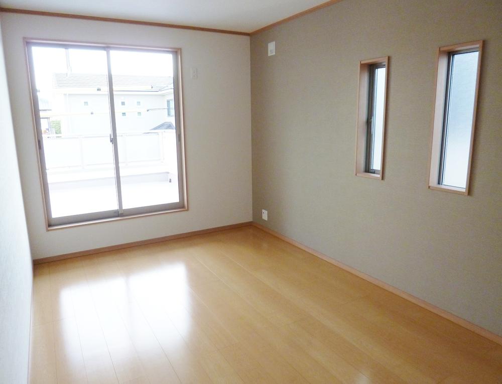 Non-living room. Indoor (10 May 2013) Shooting