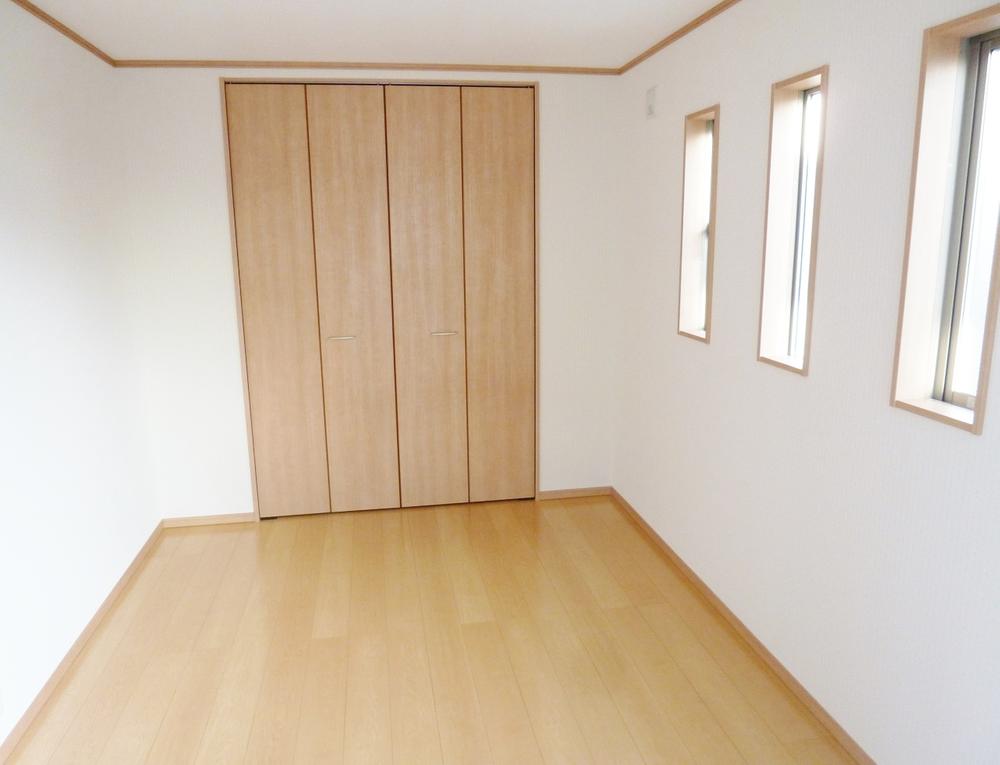 Non-living room. Indoor (10 May 2013) Shooting