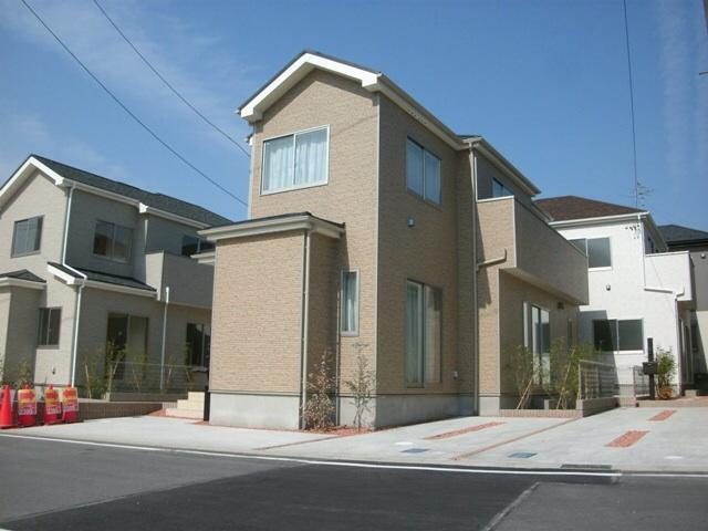 Same specifications photos (appearance). (Building 2) same specification