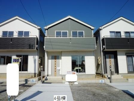 Local appearance photo. Local (11 May 2013) Shooting