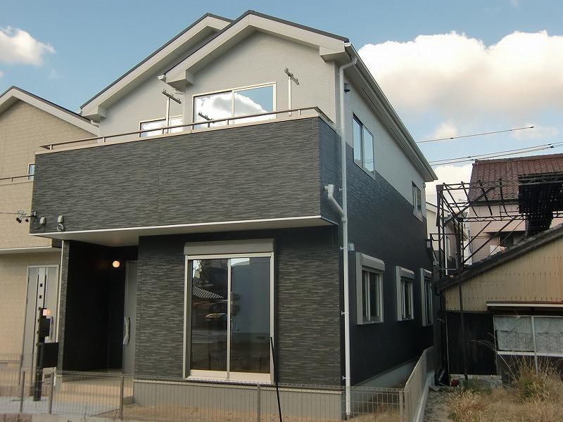 Local appearance photo. Local (12 May 2013) Shooting