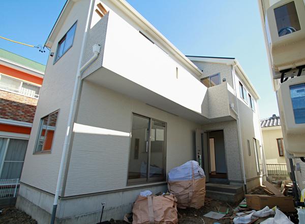 Local appearance photo. 1 Building appearance (October 2013 shooting)