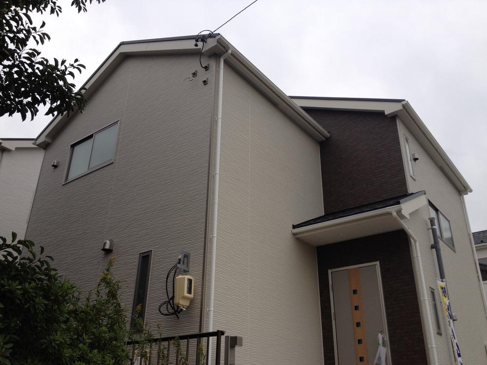 Local appearance photo. Local (10 May 2013) Shooting Building 2