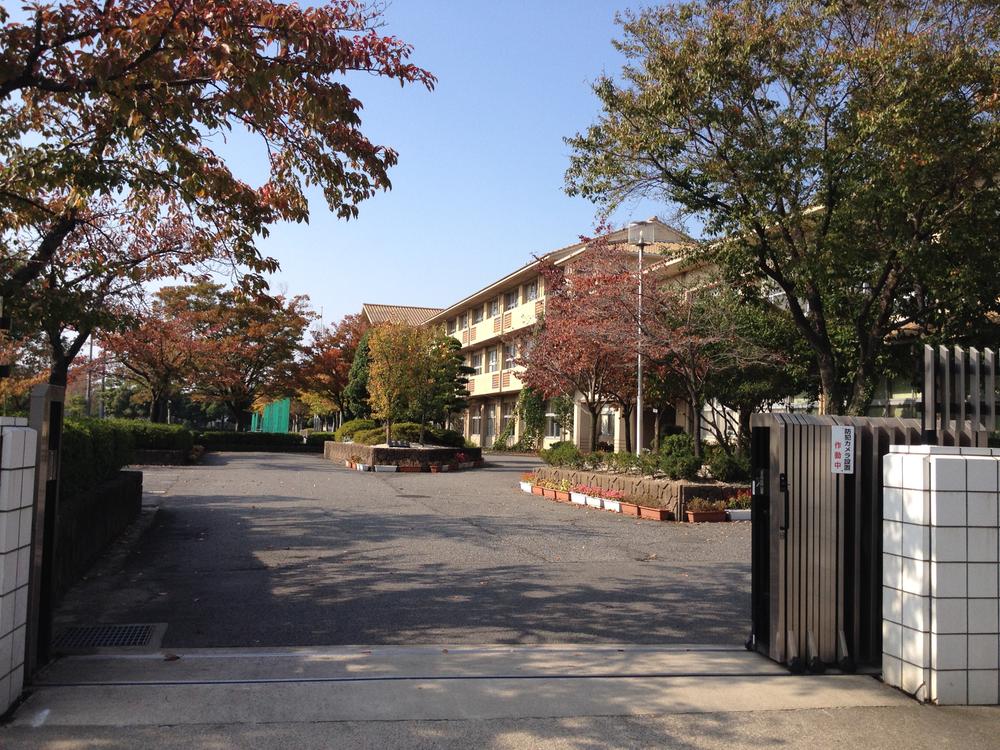 Primary school. 1004m until Kariya Municipal Heisei Elementary School