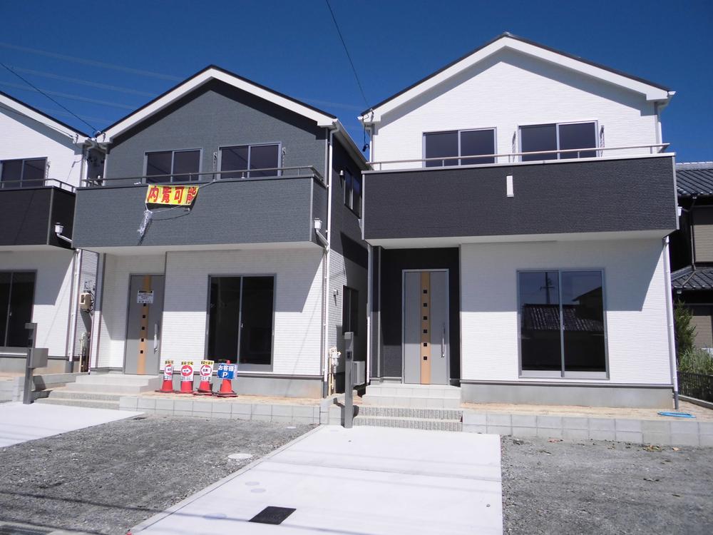 Local appearance photo. Local appearance photo December 2013 shooting * Quiet and green living environment!  * Solar power generation system as standard equipment!  * Home Energy Management System (HEMS) adopted! 