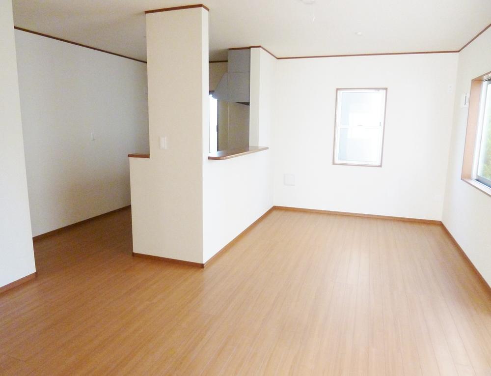 Living. Indoor (September 2013) Shooting Building 2