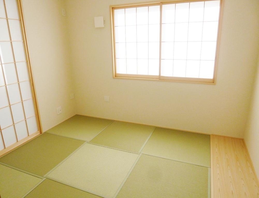 Other introspection. Indoor (September 2013) Shooting