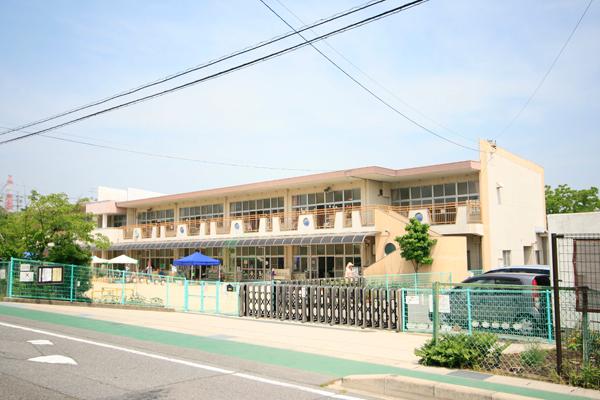 kindergarten ・ Nursery. Until Hidaka kindergarten 1100m walk 14 minutes