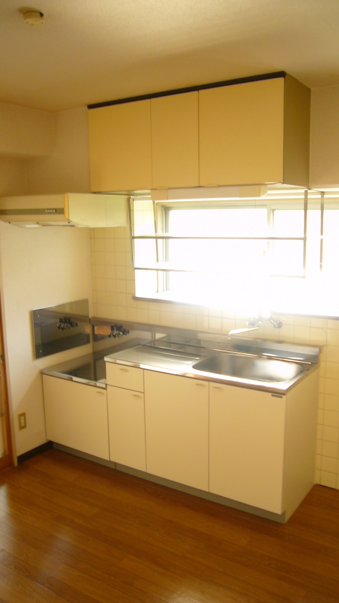 Kitchen. Because with a window, Breathability is also excellent. 