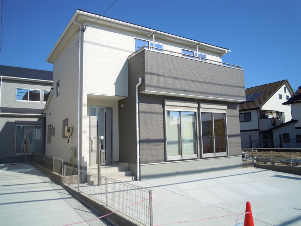 Local appearance photo. Local Photos