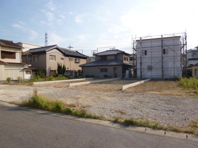 Local appearance photo. Local (10 May 2013) Shooting