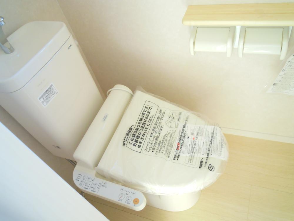 Same specifications photos (Other introspection). Bidet with toilet