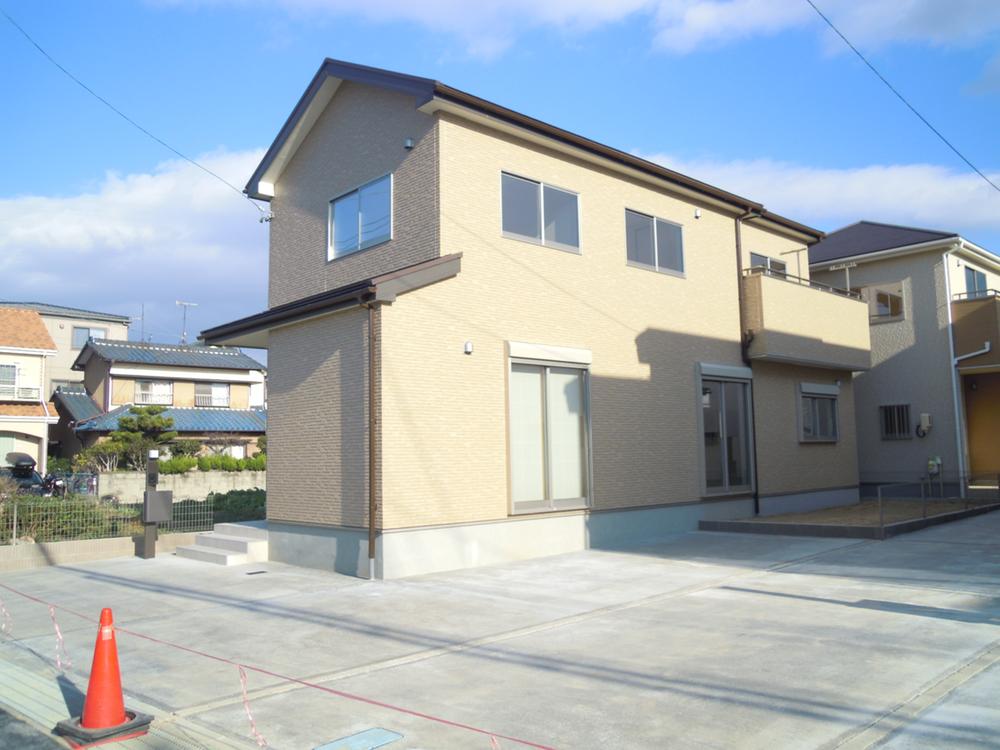 Local appearance photo. Local Photos