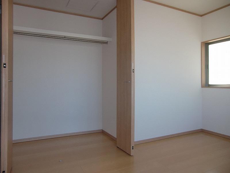 Receipt. Local (12 May 2013) Shooting