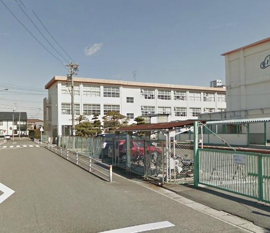 Primary school. Kasugai 1000m until the municipal Ono Elementary School