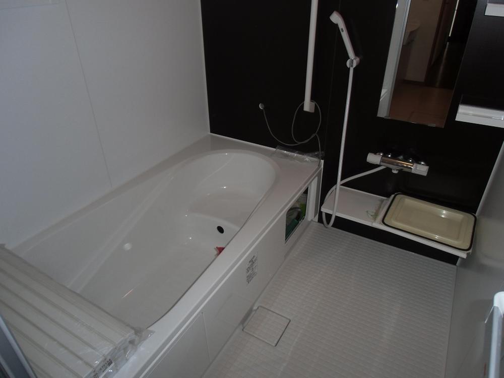 Bathroom. 2013.10.21 shooting 