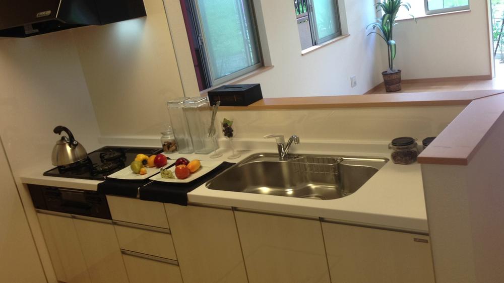 Kitchen. It becomes a similar reference image Cooking space, Spacious.