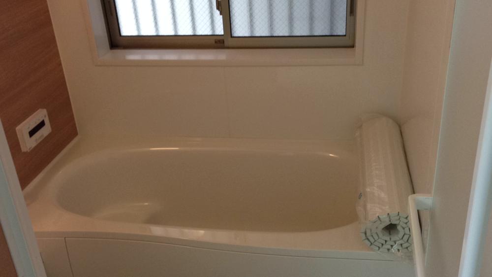 Same specifications photo (bathroom). It will be similar to a reference image.