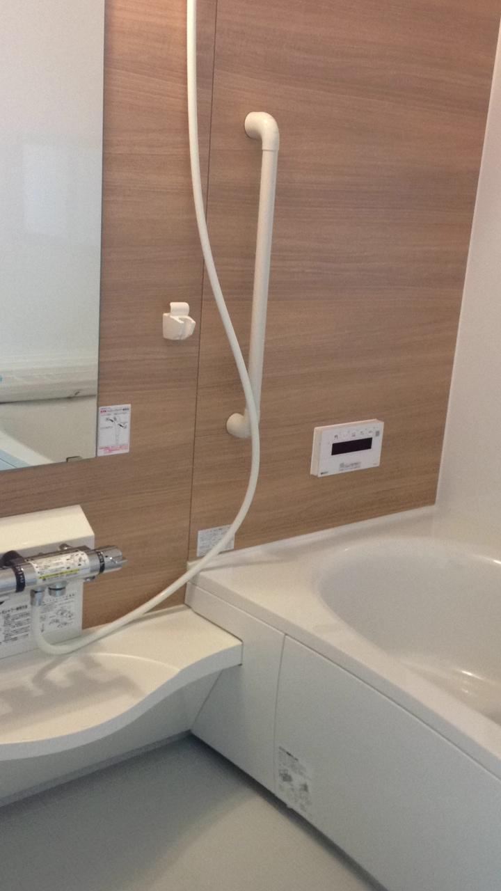 Same specifications photo (bathroom). It will be similar to a reference image.