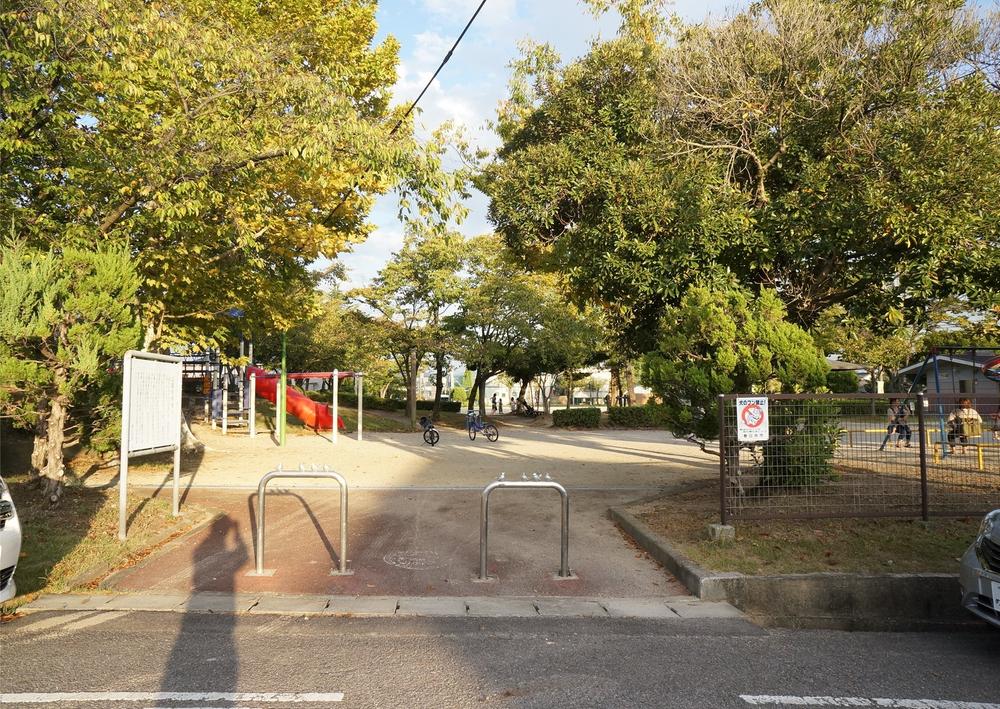 park. 10m to Degawa park
