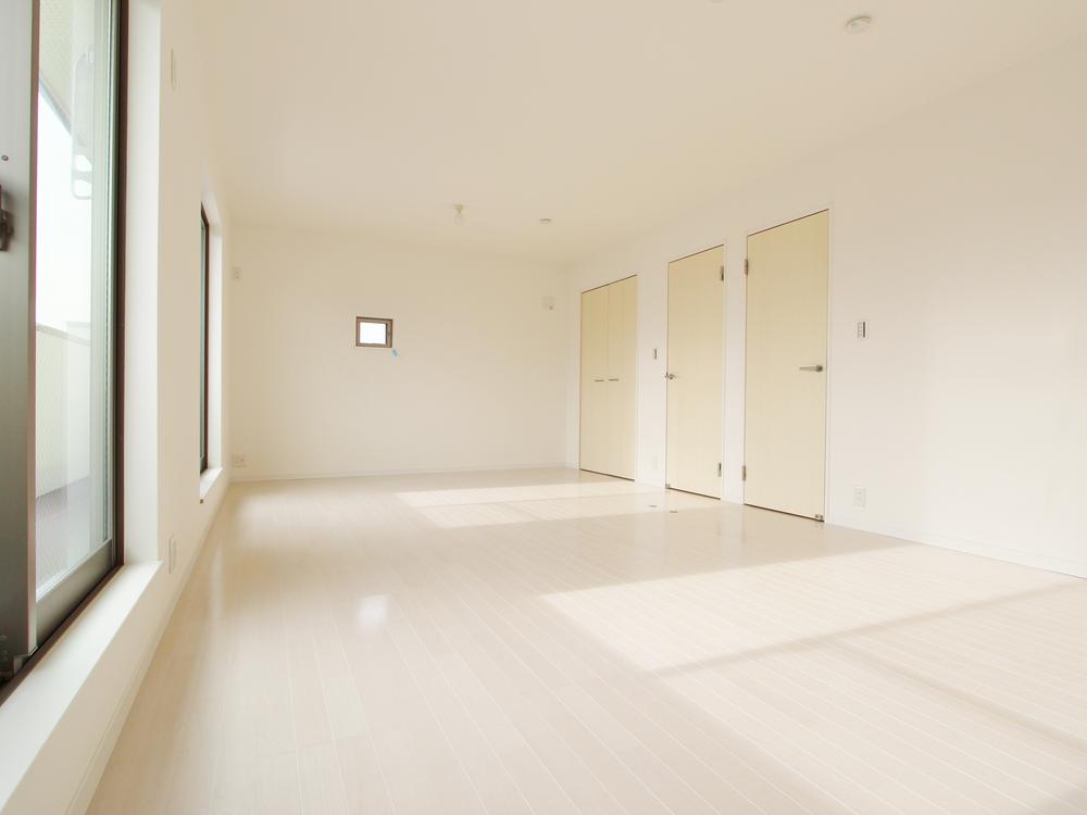 Non-living room. Indoor (12 May 2013) Shooting You can also in the future divided into two rooms! ! 