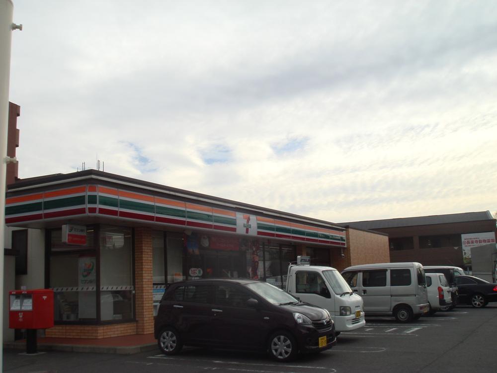 Convenience store. 585m to Seven-Eleven Kasugai Kamijo-cho shop