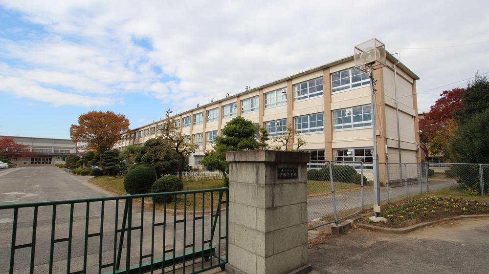 Junior high school. Kasugai until City Central Junior High School 2434m