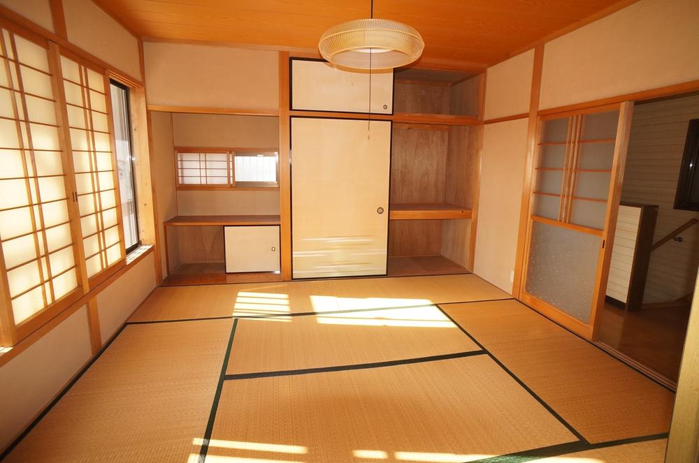Non-living room. Second floor: Japanese-style room 8 quires