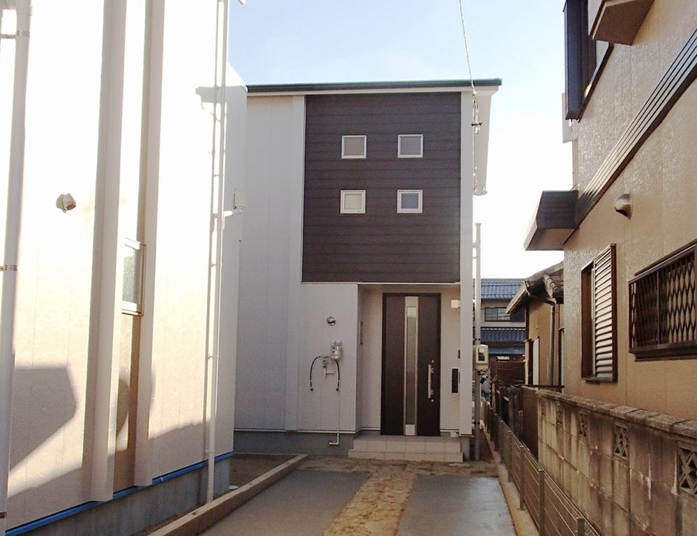 Local appearance photo. Building C site (November 2013) Shooting