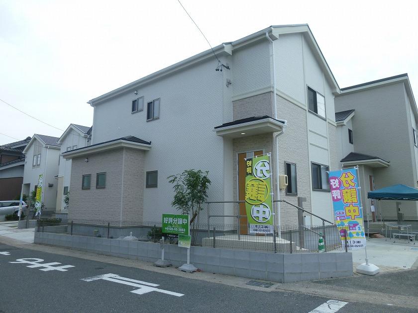 Local appearance photo. Local (11 May 2013) Shooting ・ Building 2