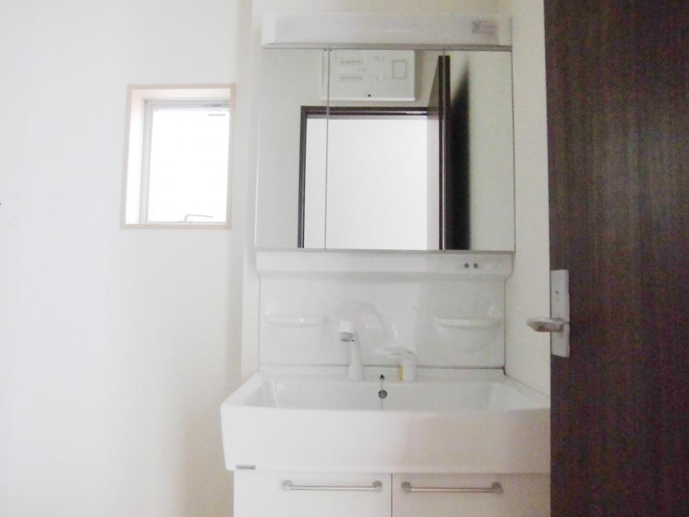 Wash basin, toilet. Bathroom vanity