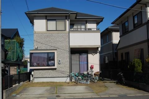 Local appearance photo. Property front as seen from the south road