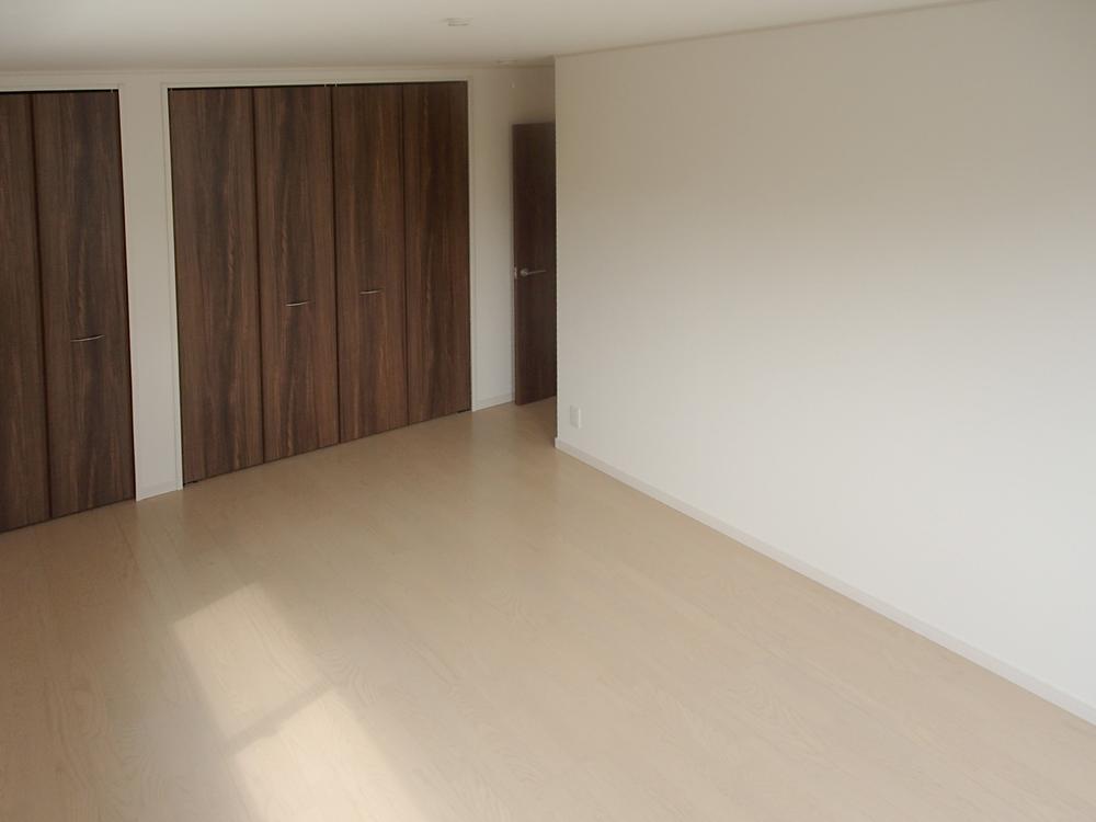 Non-living room. 3 Building 2F