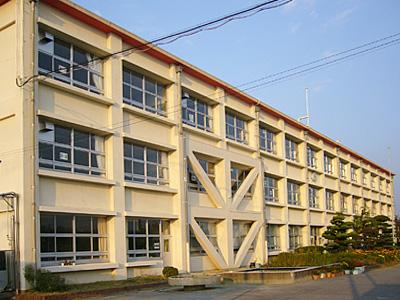 Primary school. Kasugai 1390m until the municipal Ono Elementary School
