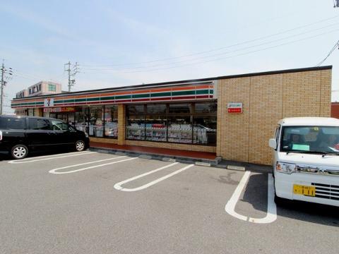 Other. Seven-Eleven Kasugai Degawa cho shop (other) up to 680m