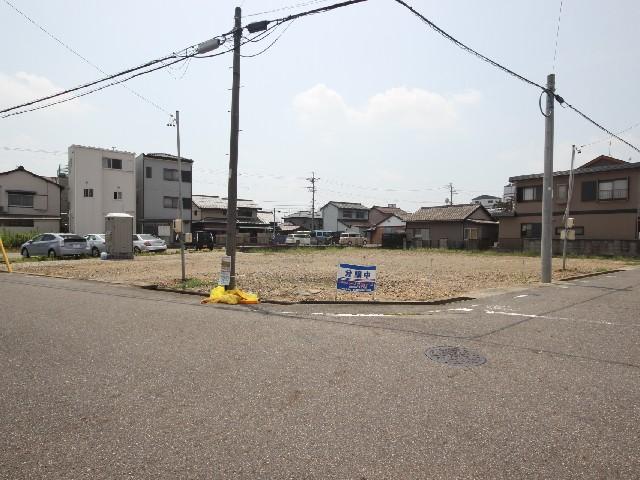Local appearance photo. Vacant lot July 30 shooting