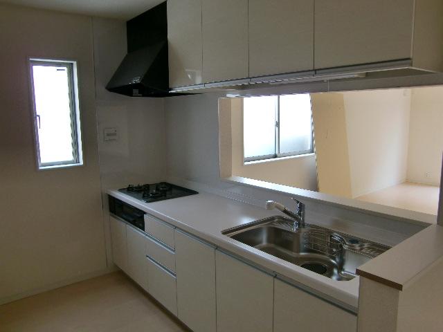 Same specifications photo (kitchen)