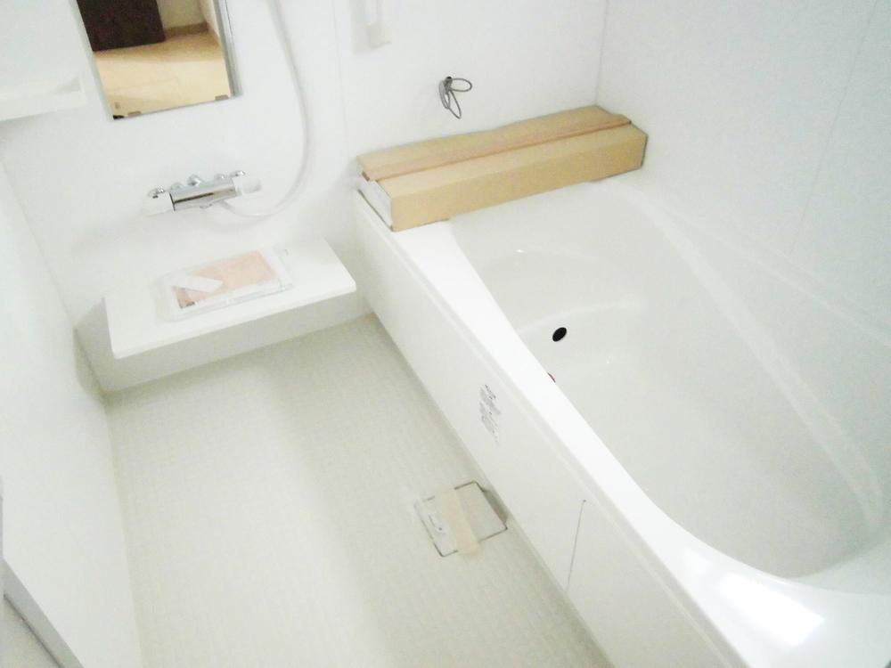 Bathroom. bathroom  With bathroom ventilation dryer of 1 pyeong size unit bus