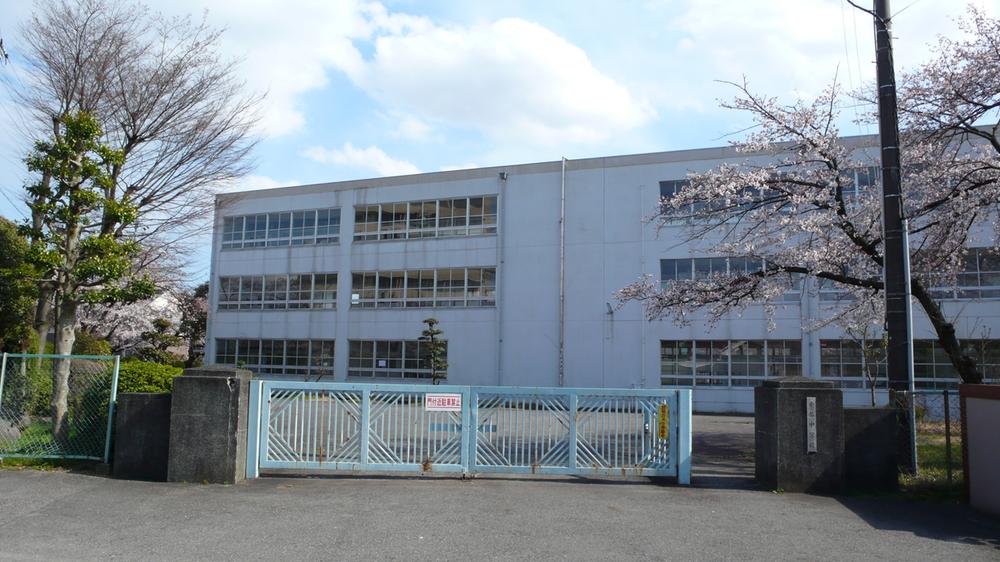 Junior high school. Kasugai 217m to stand Eastern Junior High School