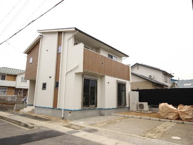 Local appearance photo. Completion December 26 shooting