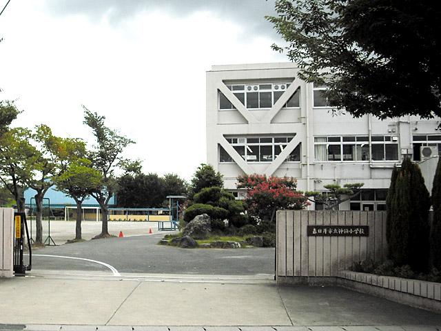 Primary school. Shinryo until elementary school 1030m