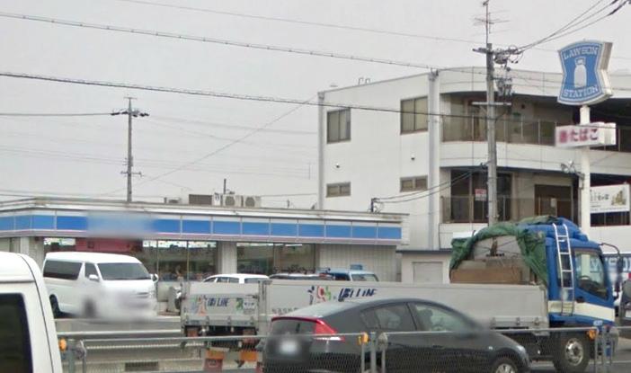 Convenience store. 840m until Lawson Kasugai Wakakusadori shop