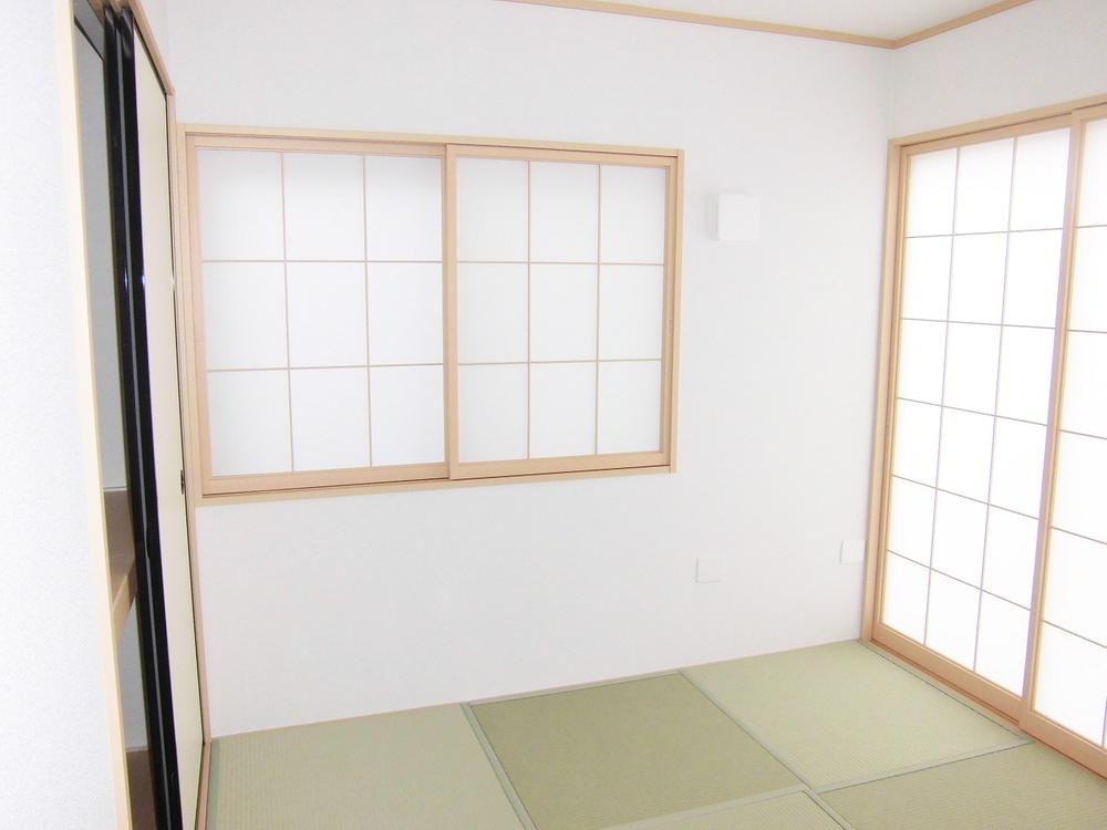 Non-living room. Japanese-style room: 2013 November shooting