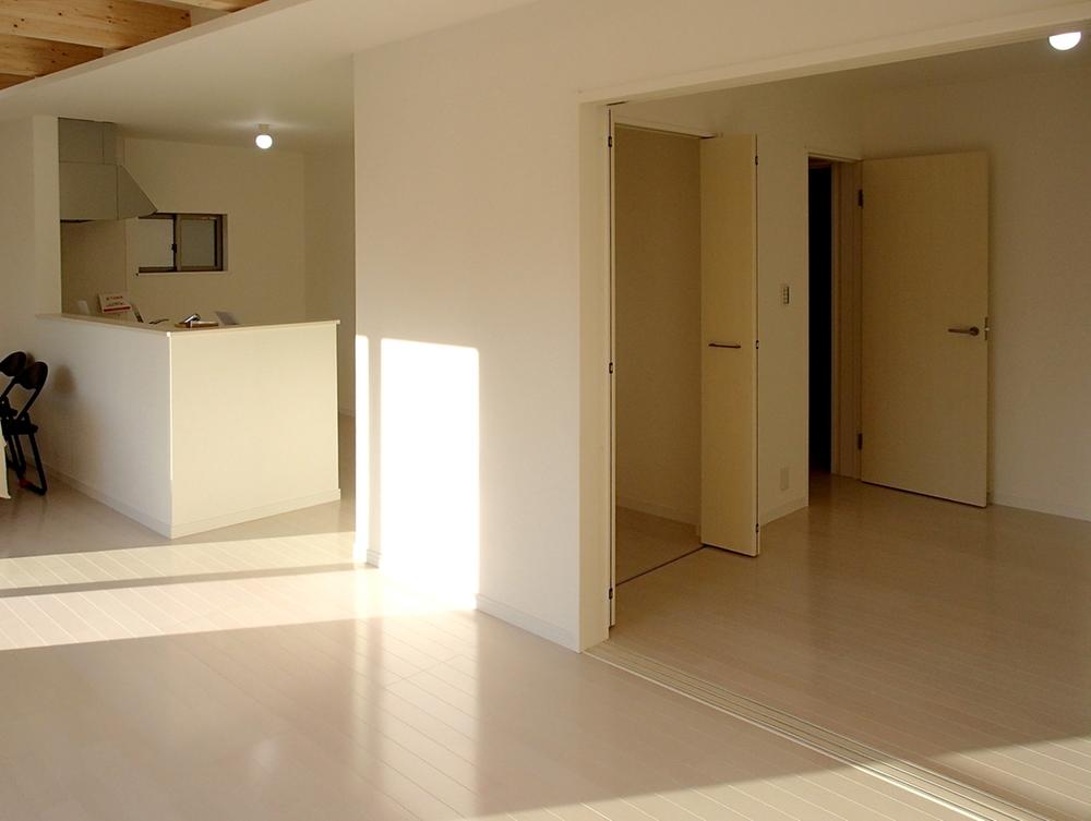 Living. Building C room (November 2013) Shooting