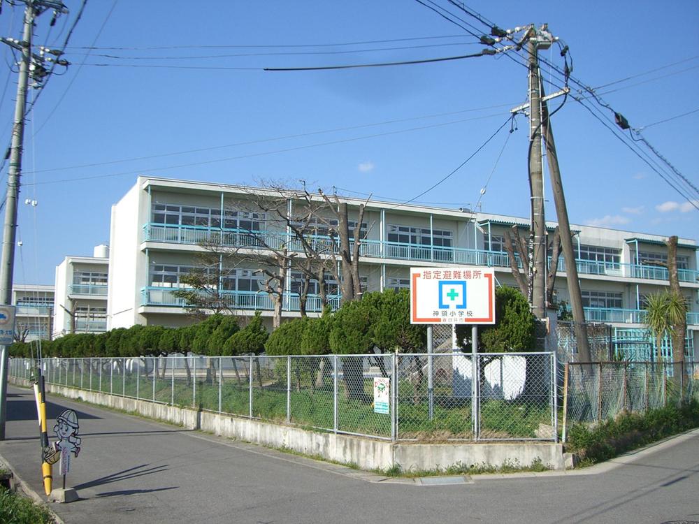 Primary school. Shinryo until elementary school 580m