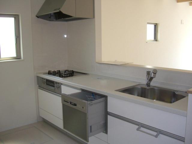 Same specifications photo (kitchen)