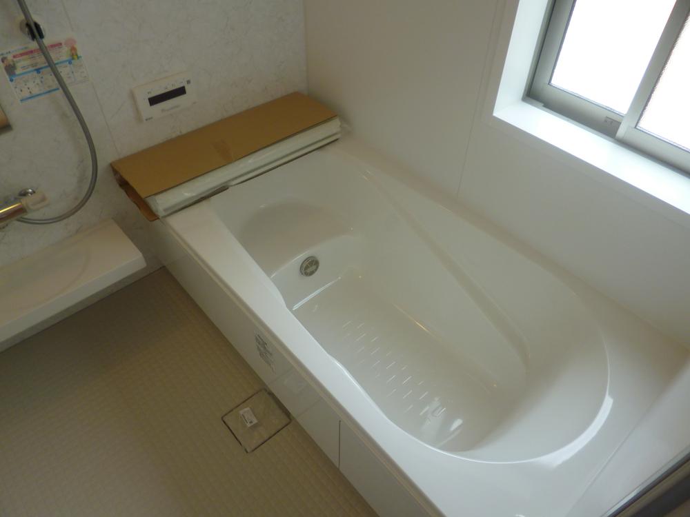 Same specifications photo (bathroom). Example of construction