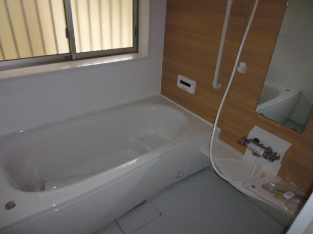 Bathroom. Indoor (10 May 2013) Shooting Bathroom 1 pyeong size!